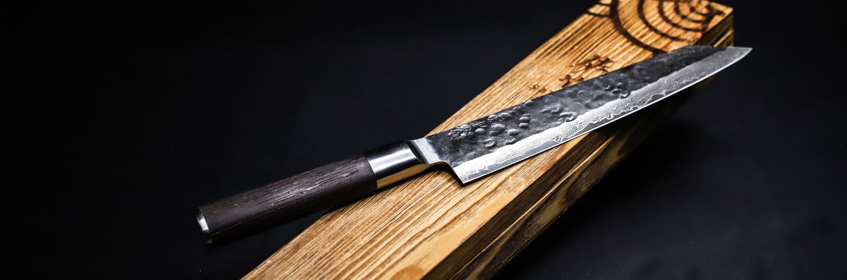 Couteau de cuisine japonais, meilleur acier