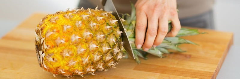Comment couper un ananas avec un couteau ?